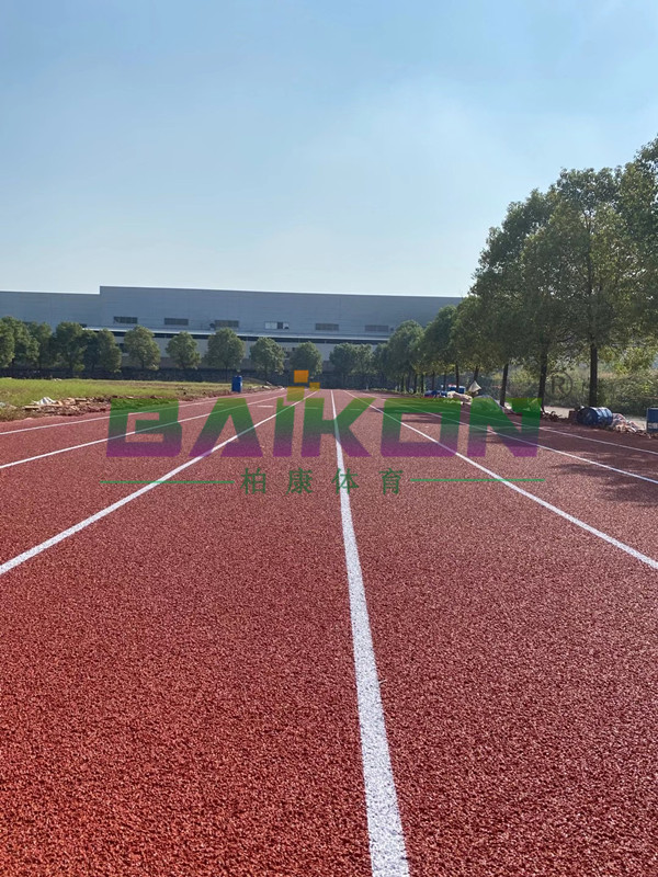江西吉安新国标透气型跑道5_副本.jpg